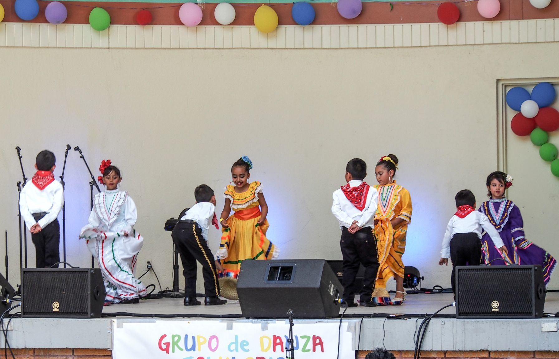 Grupo de Danza Folklorica de Hampton